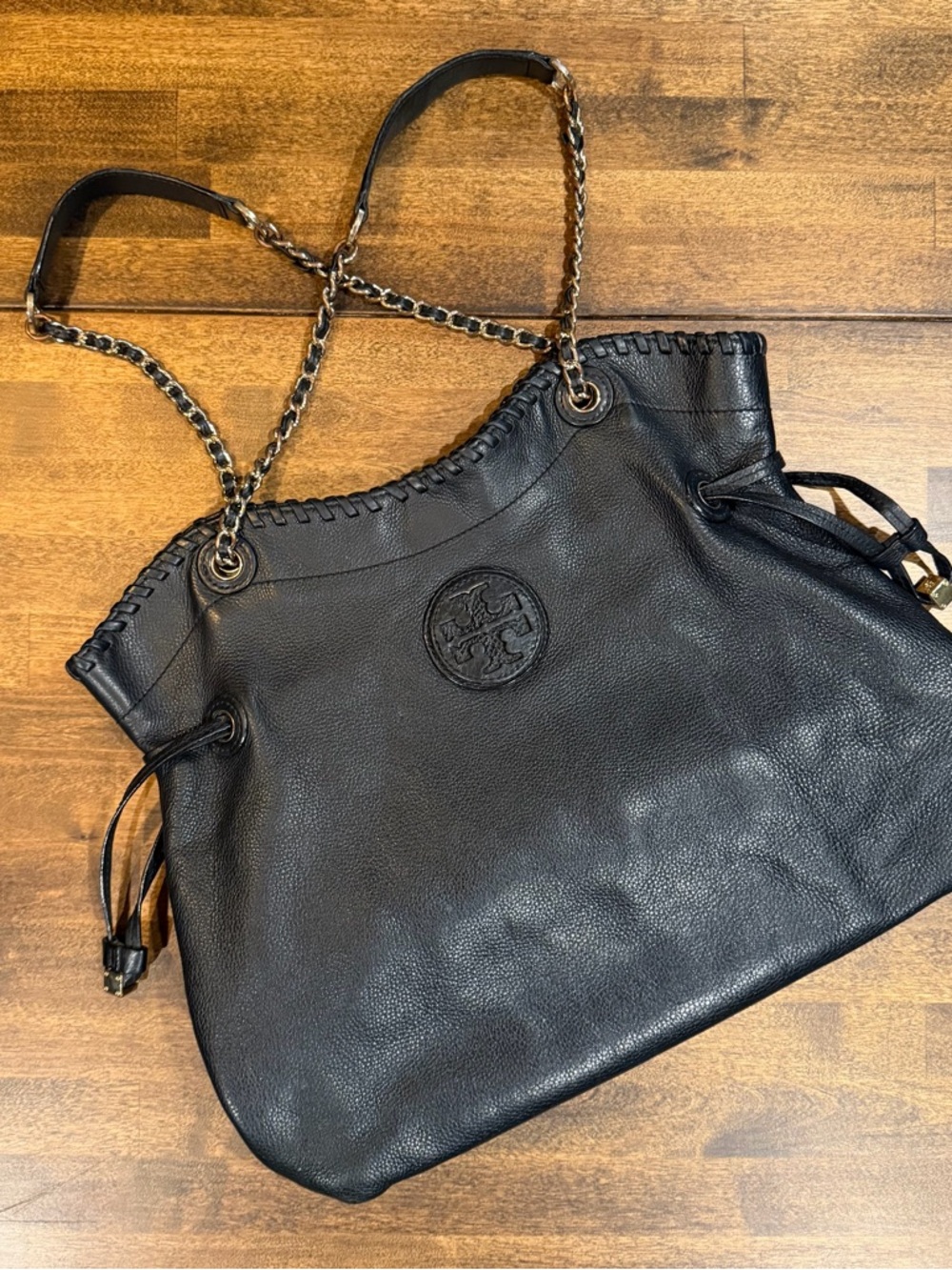 TORY BURCH Marion Chain Black Slouchy Pebble Leather Shoulder Bag